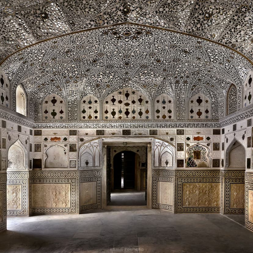 Sheesh Mahal
