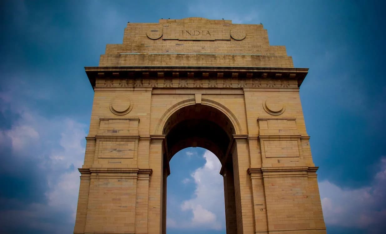 1 Day Delhi and 1 Day Agra Tour by Car