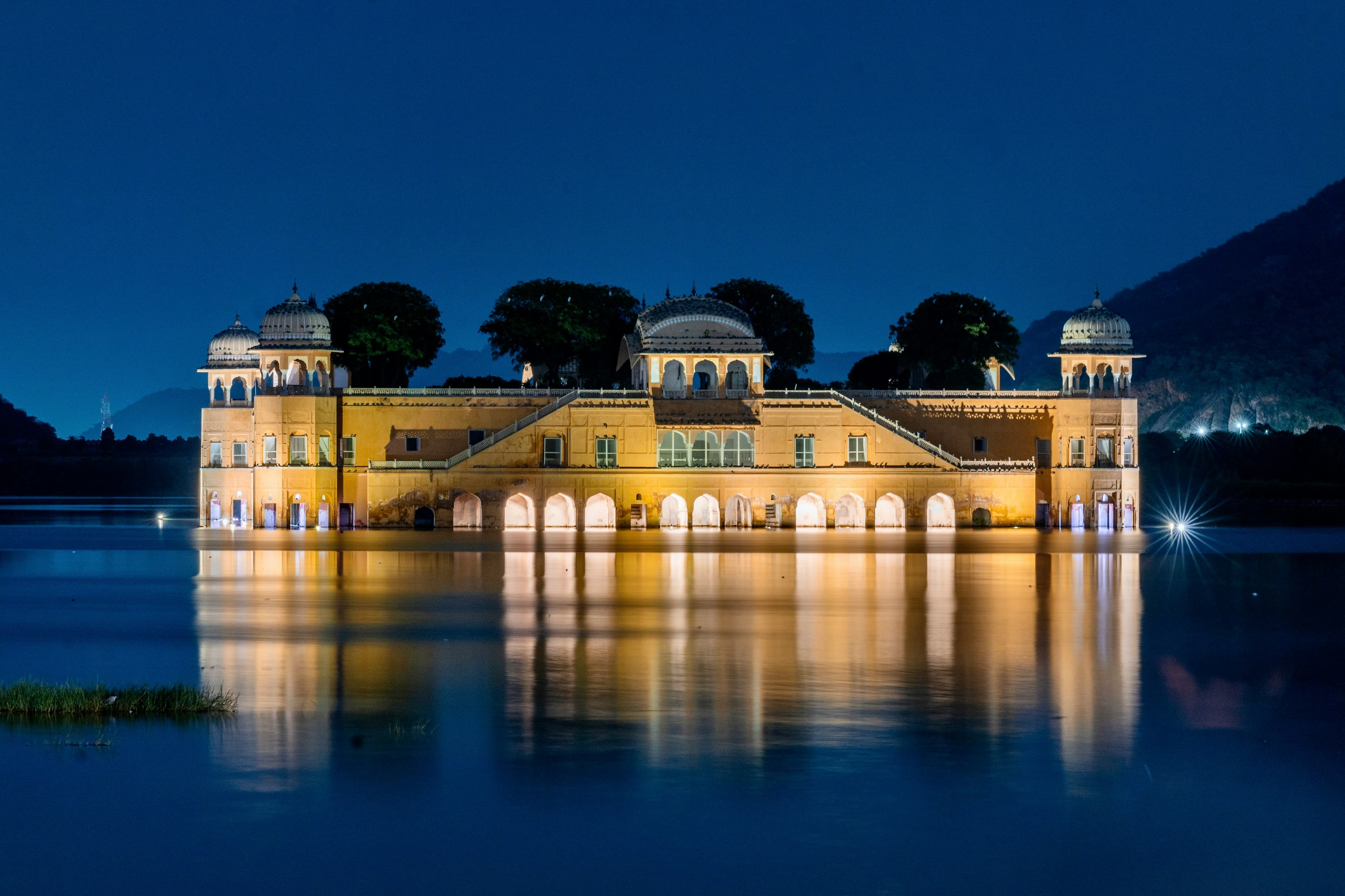 2 Days Jaipur Overnight Tour From Delhi